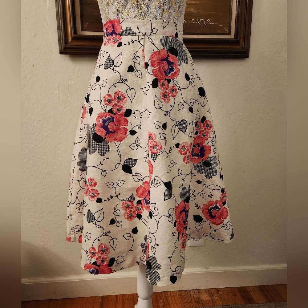 Vintage 1960s Retro A-line Floral Skirt